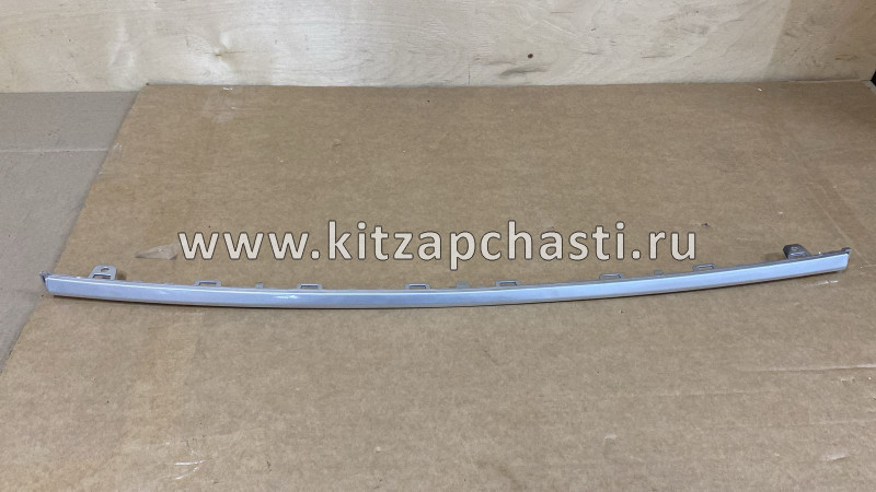 Молдинг заднего бампра центральный серебро Chery Tiggo 7 602000935AAAKR O.E.M. OEM4028